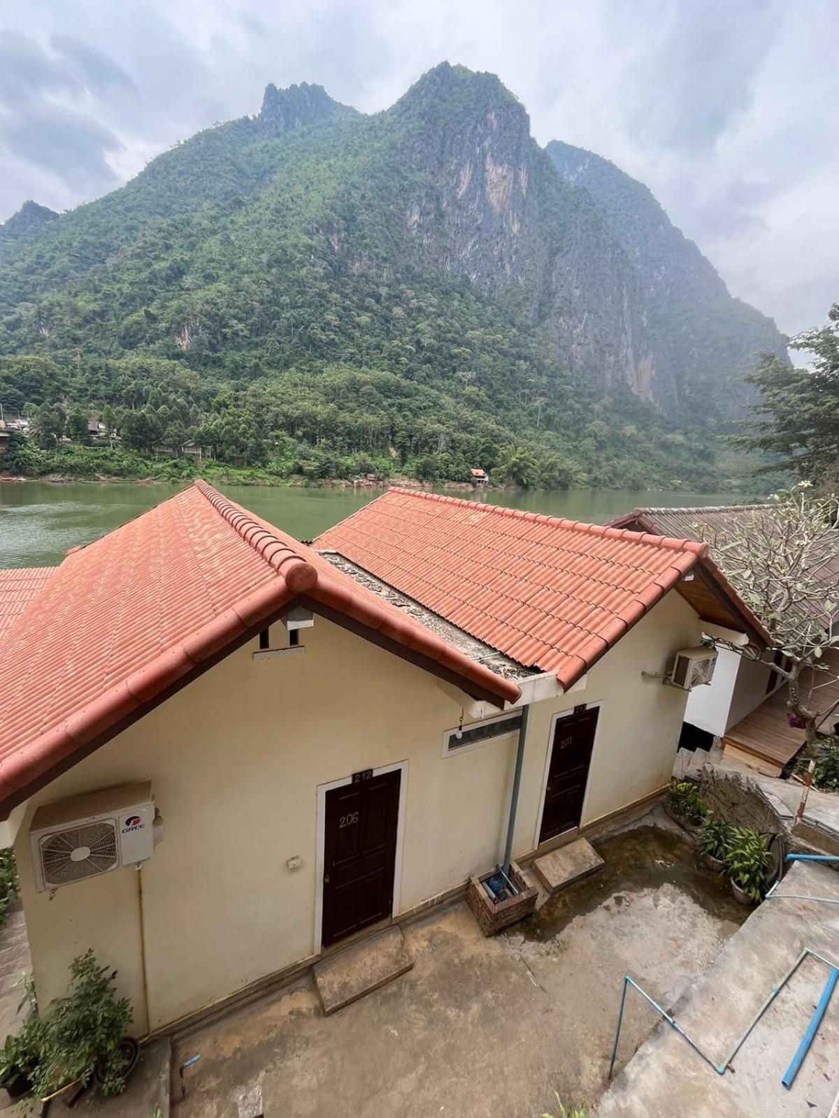 Cam U View Bungalow Hotel Nong Khiaw Exterior photo